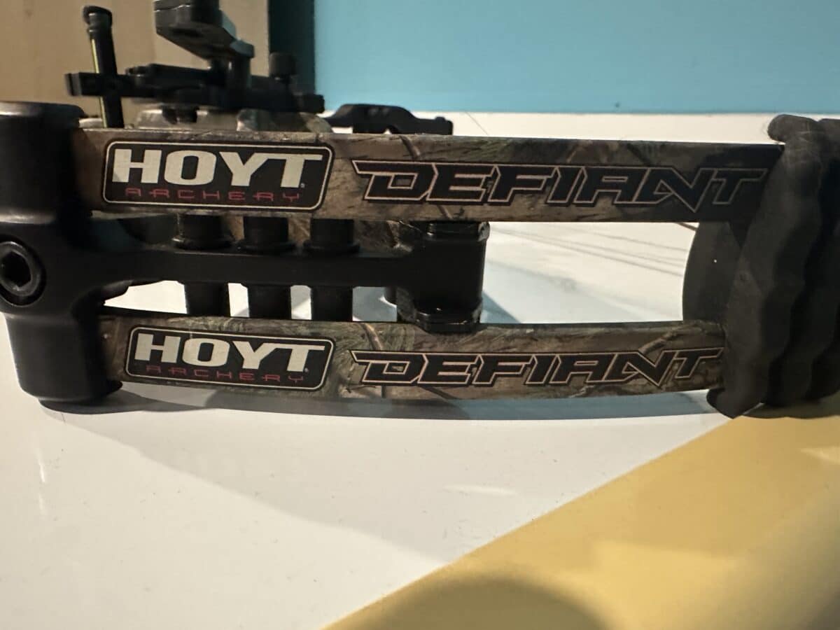 Arc hoyt defiant