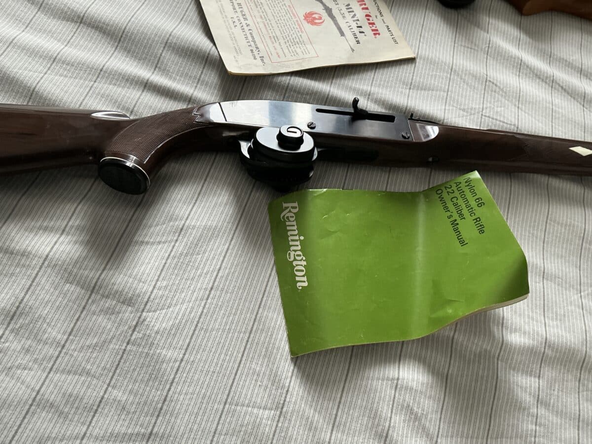 REMINGTON NYLON 66 BUT LOADING 14 SHOT