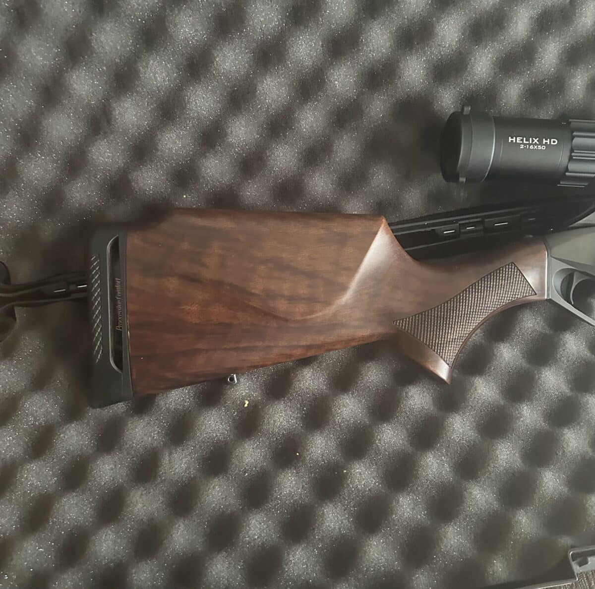 Benelli Lupo