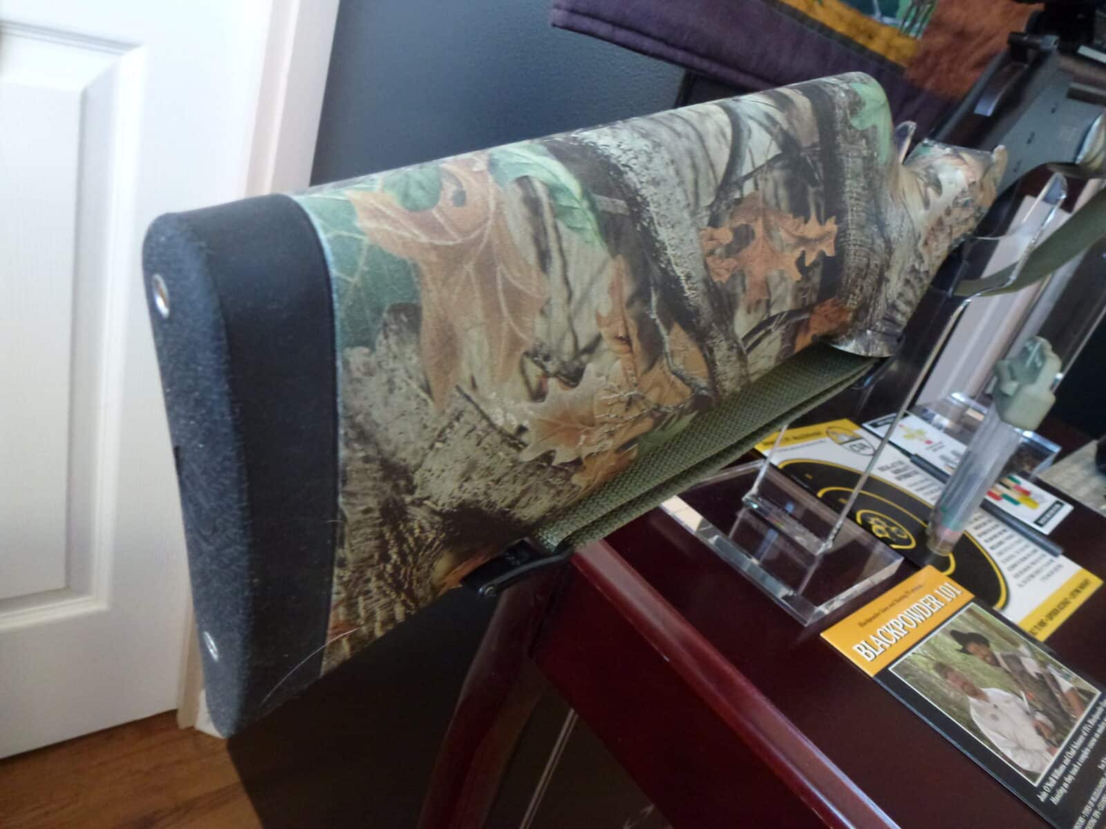 MUZZLELOADER CVA WOLF CAMO CAL. .50 avec telescope BUSHNELL