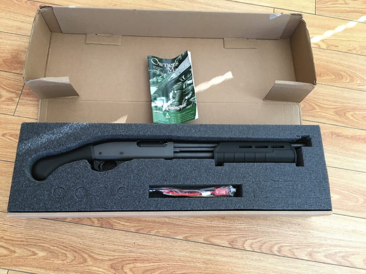 Remington 870 TAC-14, cal. 20, 3″. Extracteur “upgradé”. Neuf