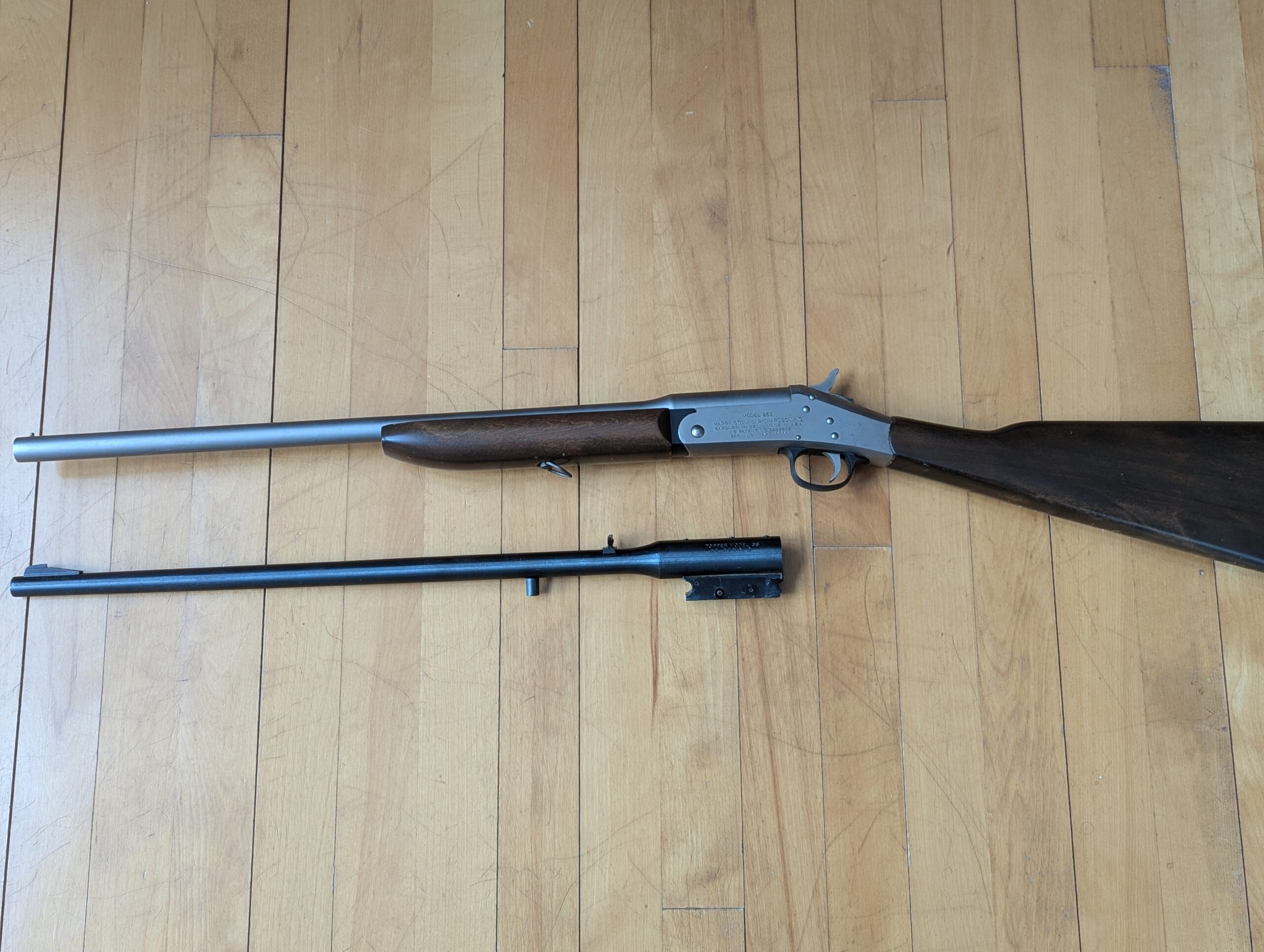 Fusil Harrison et Richardson calibre 20 et 30-30