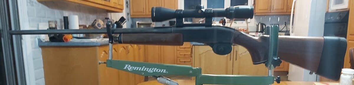 Carabine REMINGTON 7600, 270 win a pompe,1 chargeur, 1 telescope .