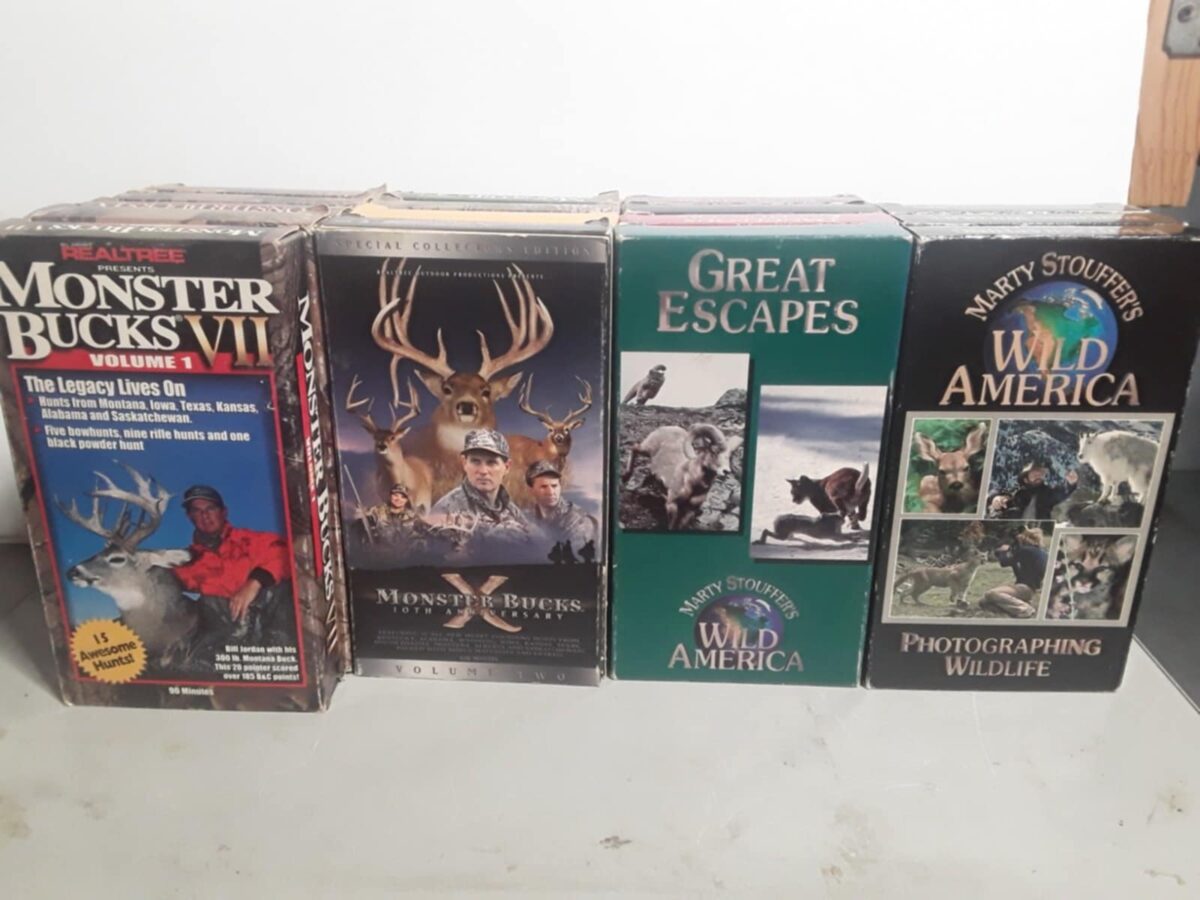 DVD, VHS et revues de chasse