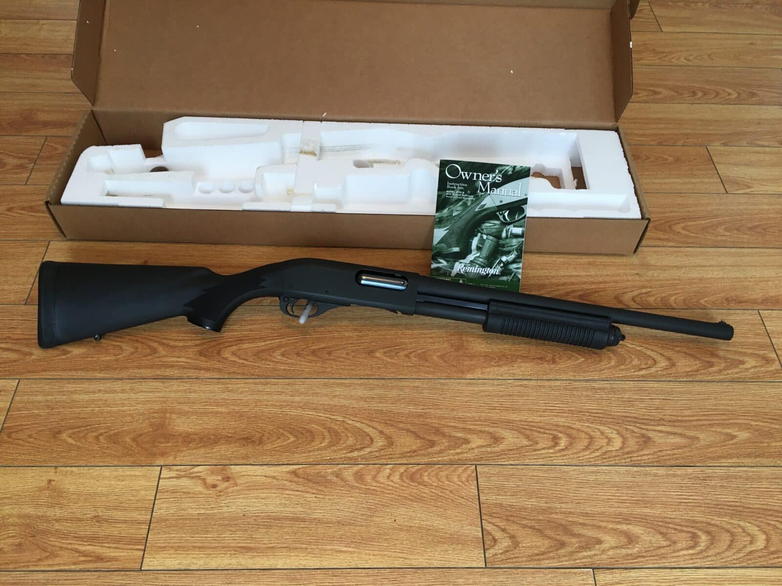 Remington 870 Police, cal 12. Neuf.