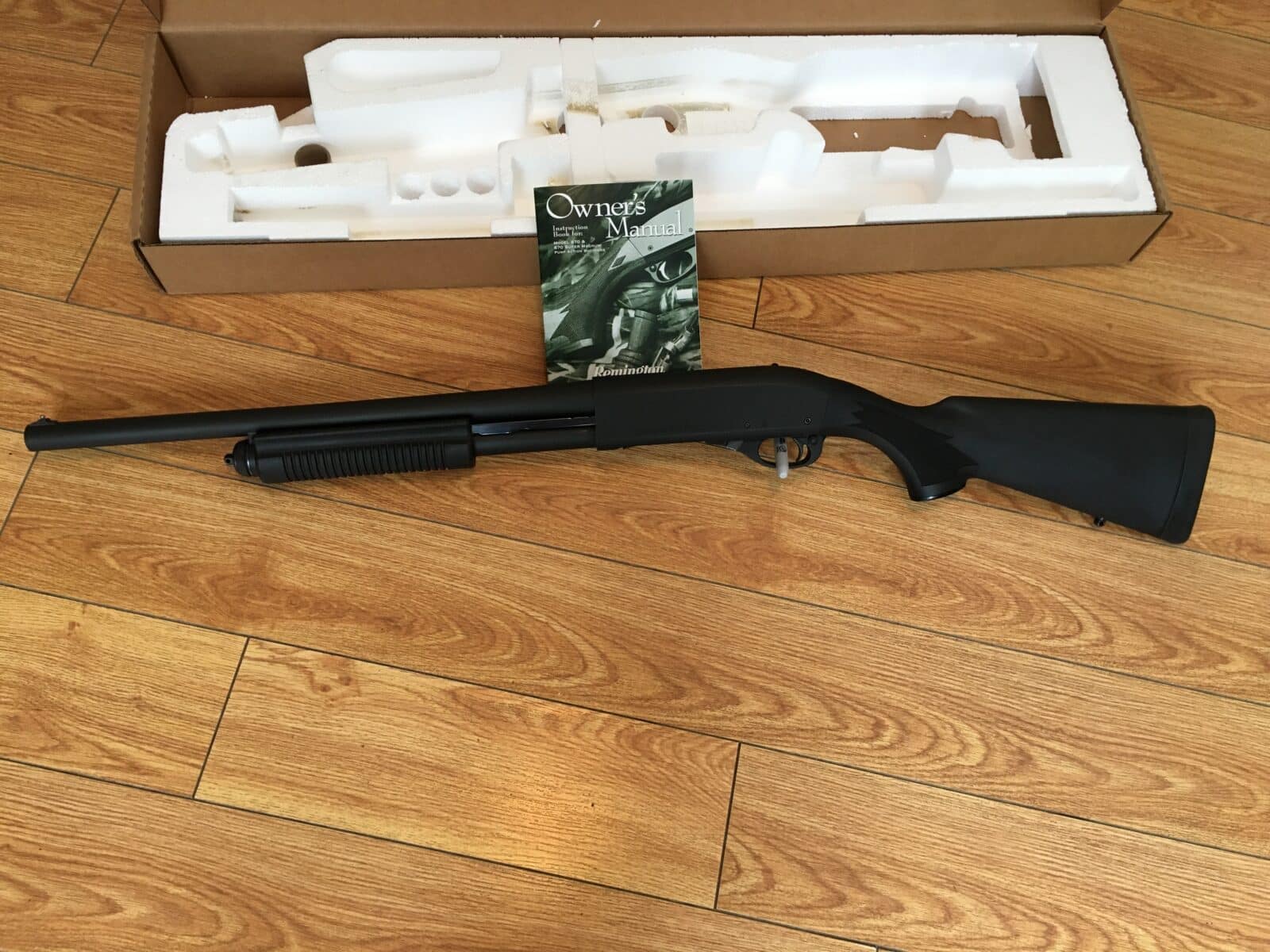 Remington 870 Police, cal 12. Neuf.