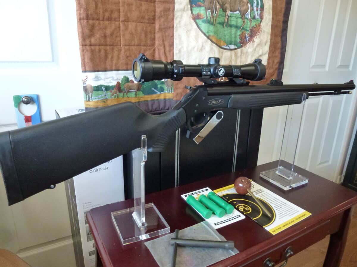 *FUSIL POUDRE NOIR CVA WOLF cal. .50 magnum+SCOPE BUSHNELL3x9x40*