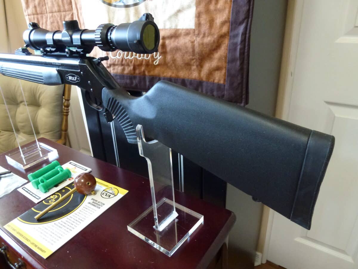 *FUSIL POUDRE NOIR CVA WOLF cal. .50 magnum+SCOPE BUSHNELL3x9x40*