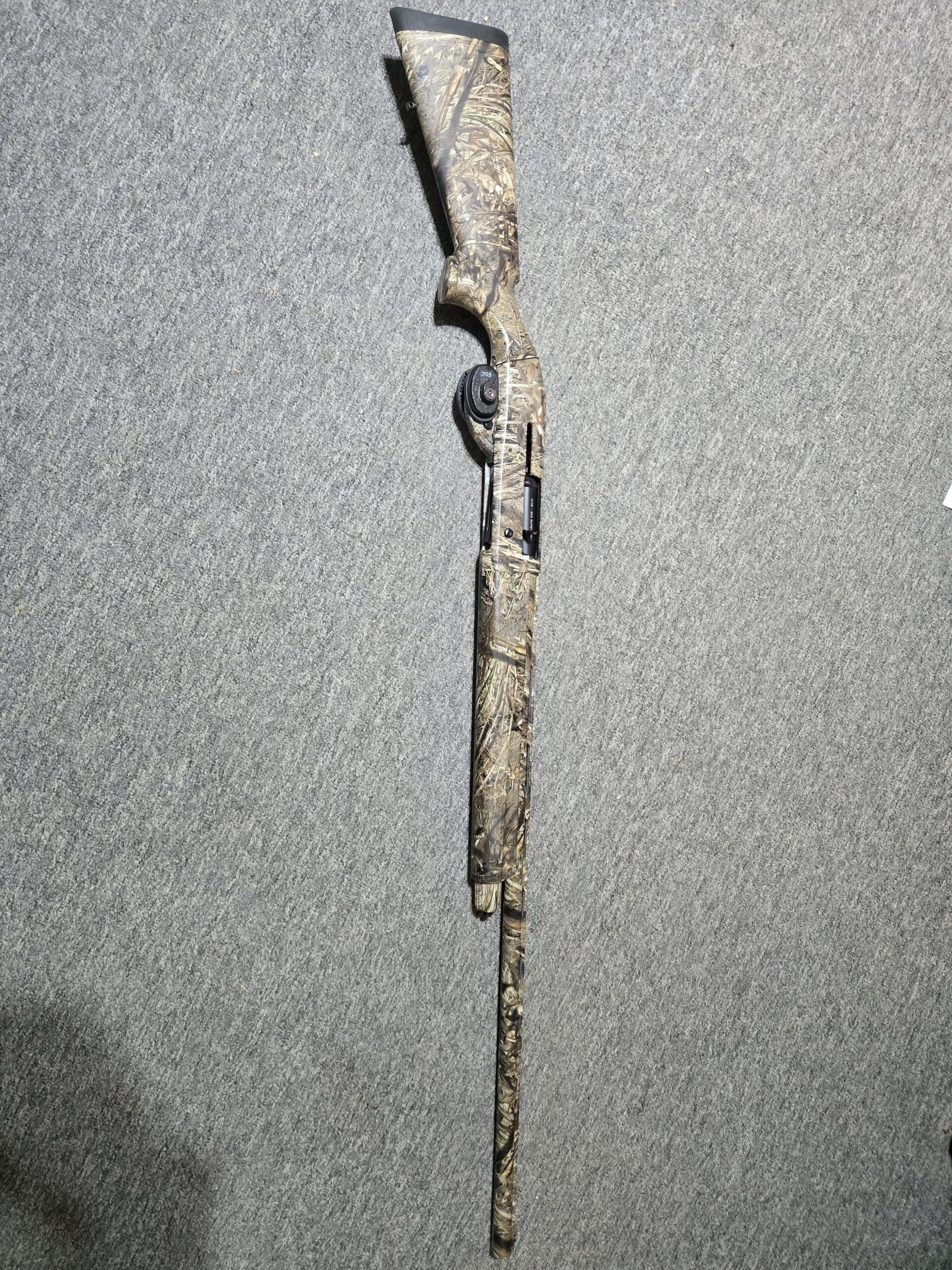 Fusil semi cal.12 neuf