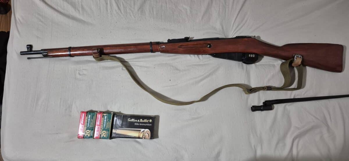 Mosin nagant 7.62x54R avec baillonette et courroie originale