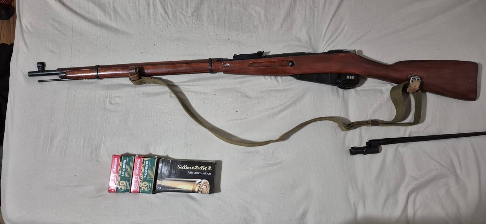 Mosin nagant 7.62x54R avec baillonette et courroie originale