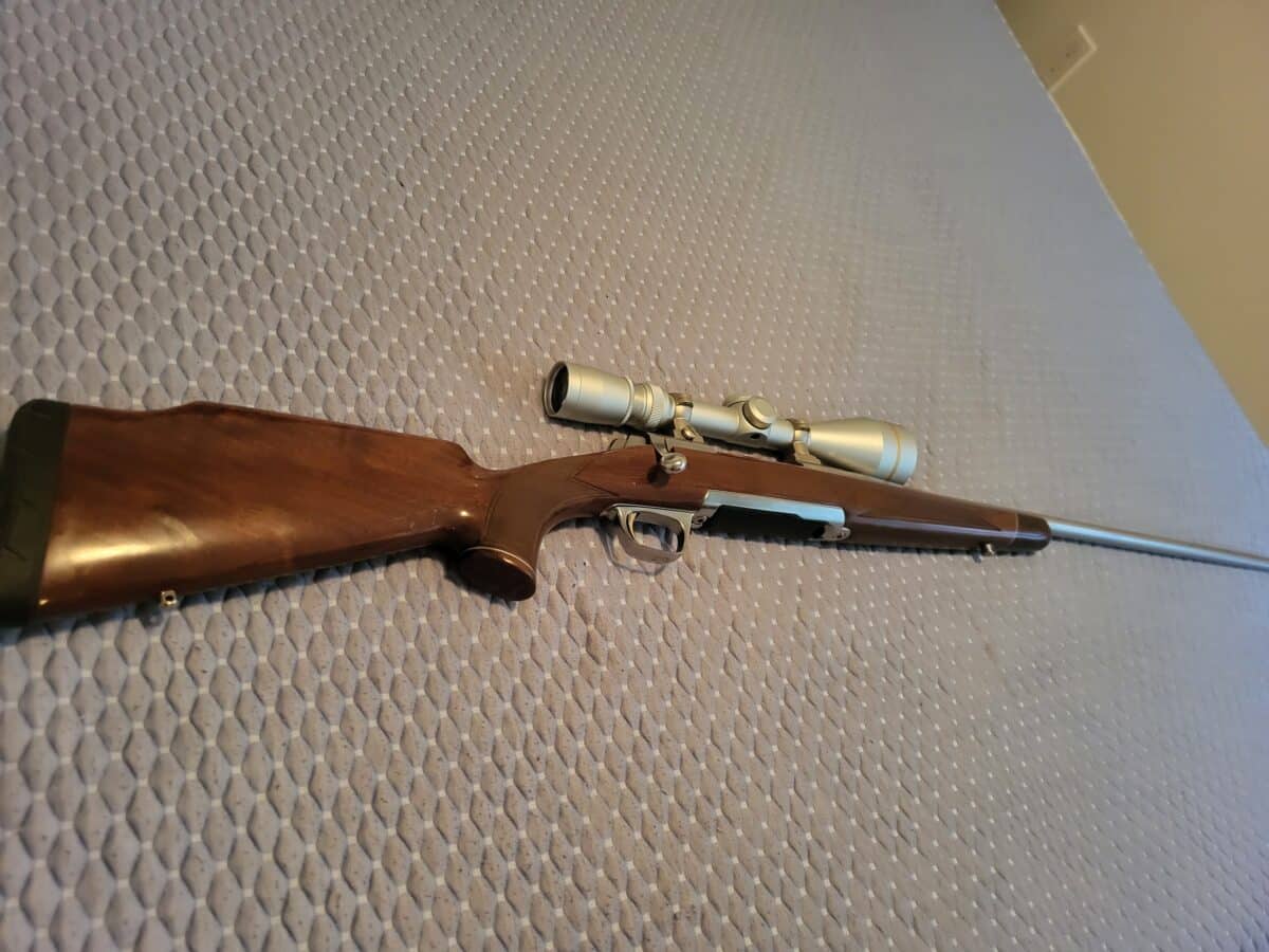 Browning x-bolt white gold medallion 7mm rem mag