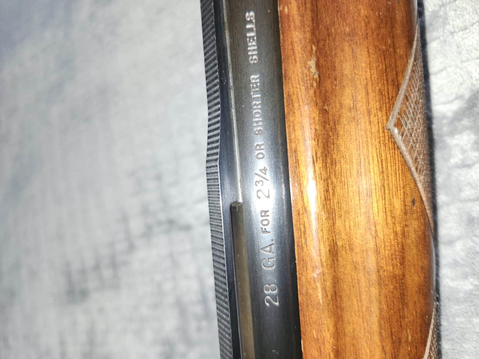 28 semi-automatique