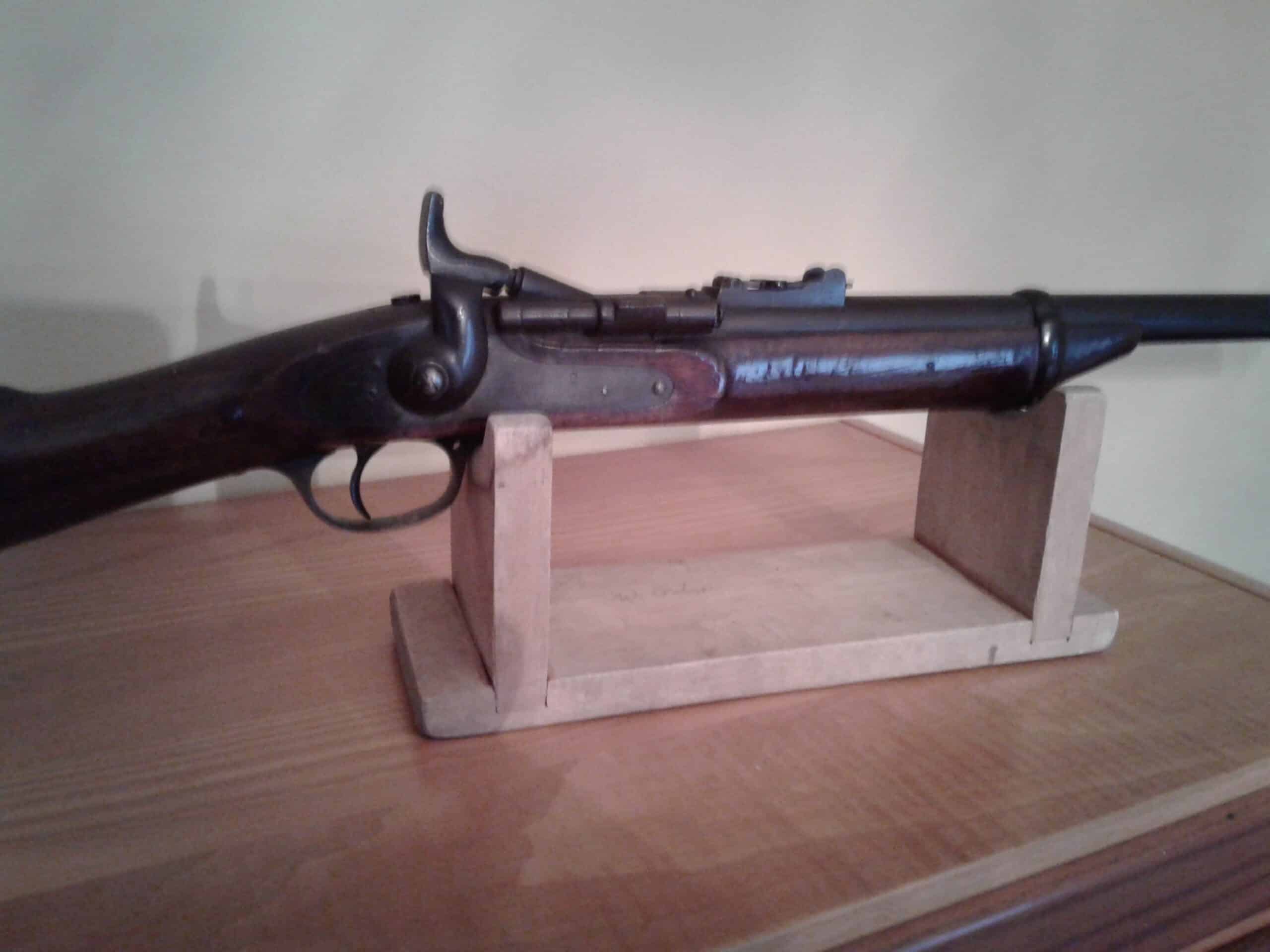 Carabine antique model 577