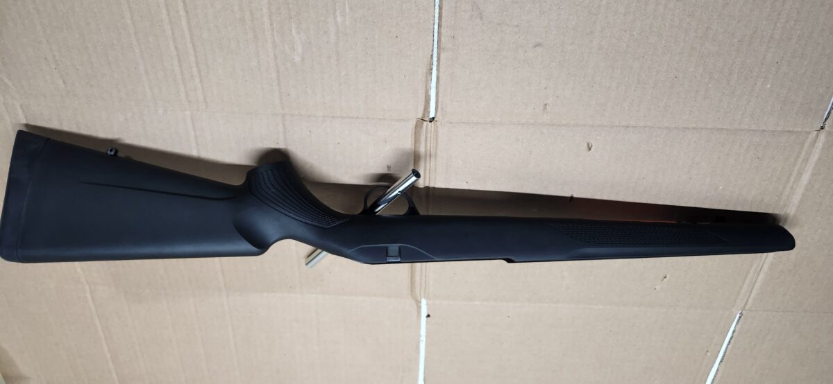 Tikka T3x lite crosse synthétique neuve pour gaucher.