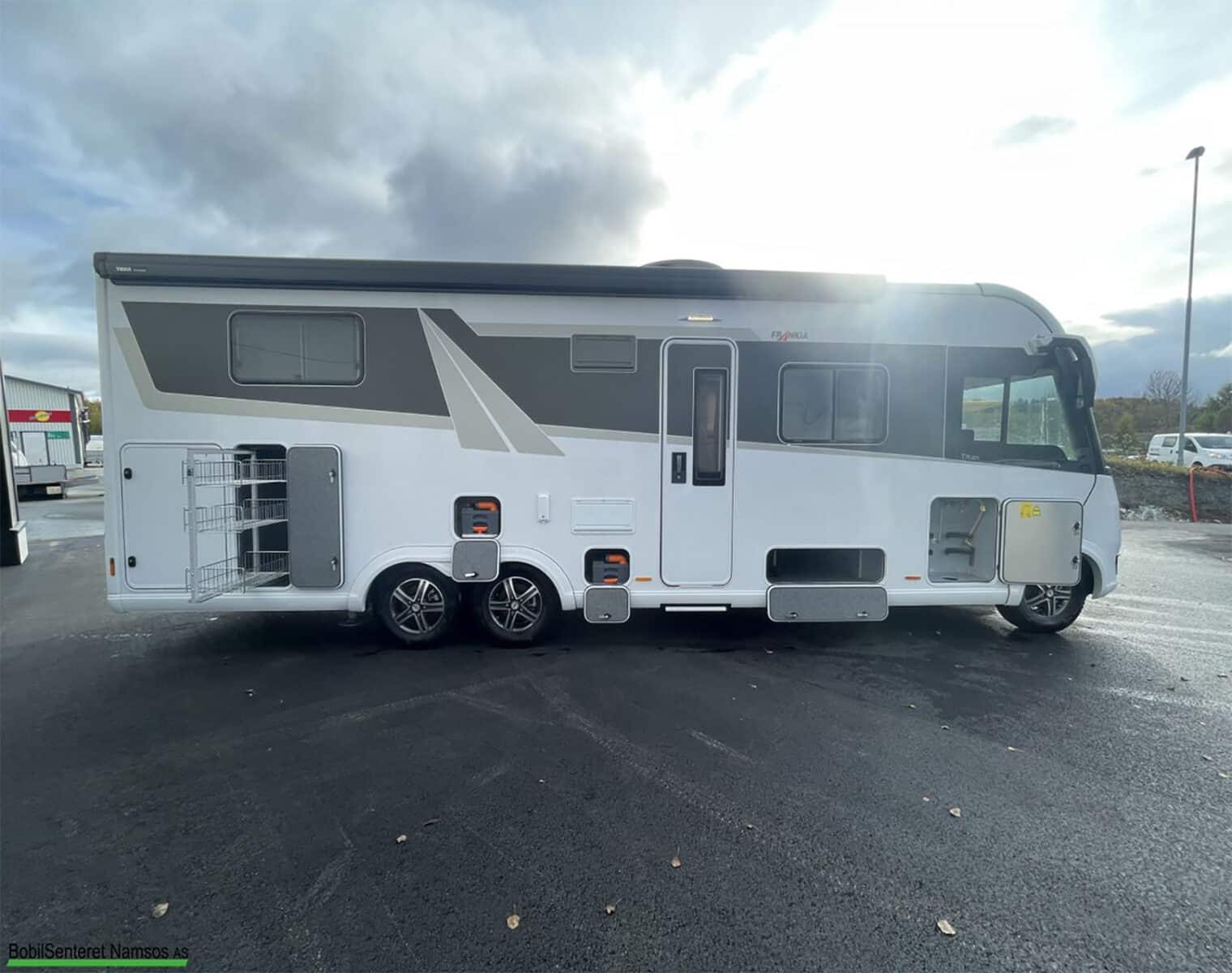 Frankia I 890 QDB Titan 40 H (5.5 t) MO2312780