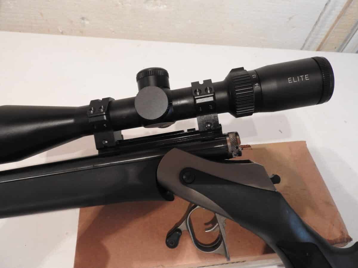 Fusil poudre noire Thomson Center
