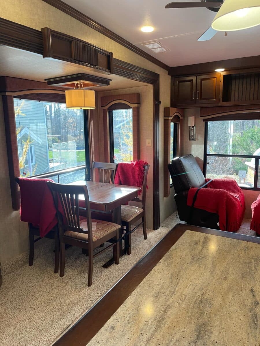 Fifth Wheel à vendre