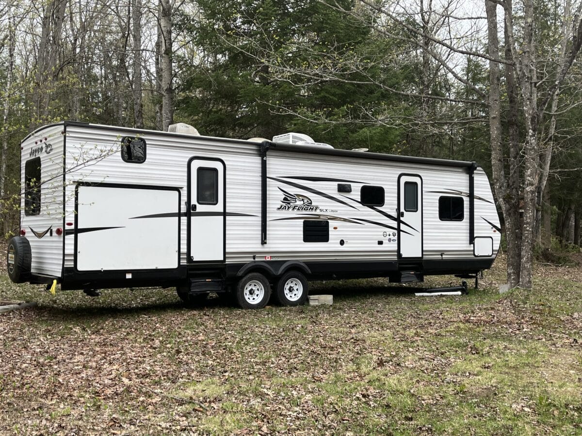 Roulotte 2018 Jayco 32 pied