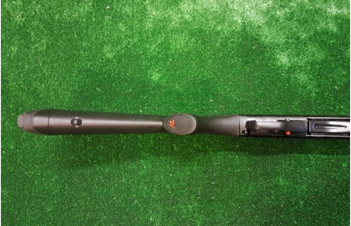 Fusil à pompe Winchester SXP cal. 12/76 mm