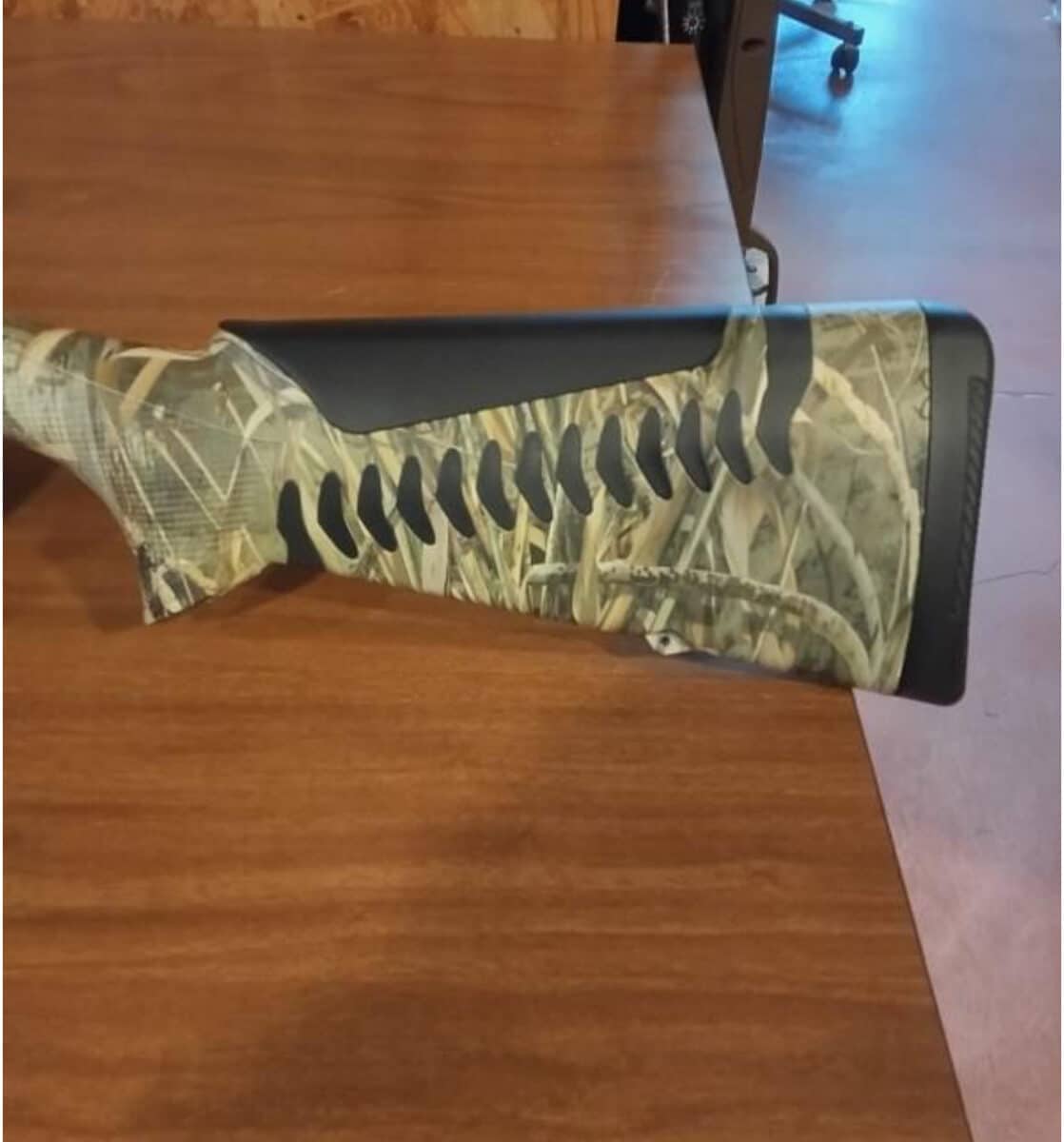 Benelli Black Eagle Confortech Cal: 28/76