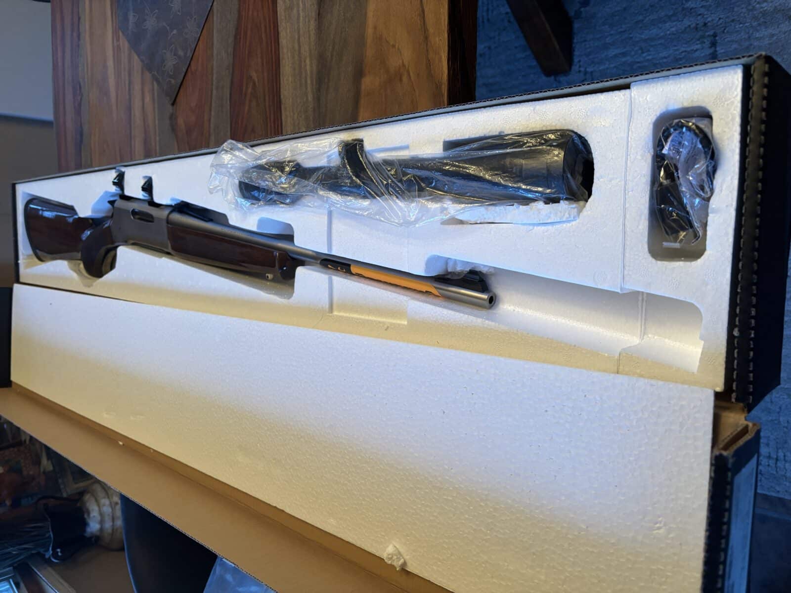 6.5 CREEDMOOR NEUVE BROWNING À LEVIER STAINLESS STEEL