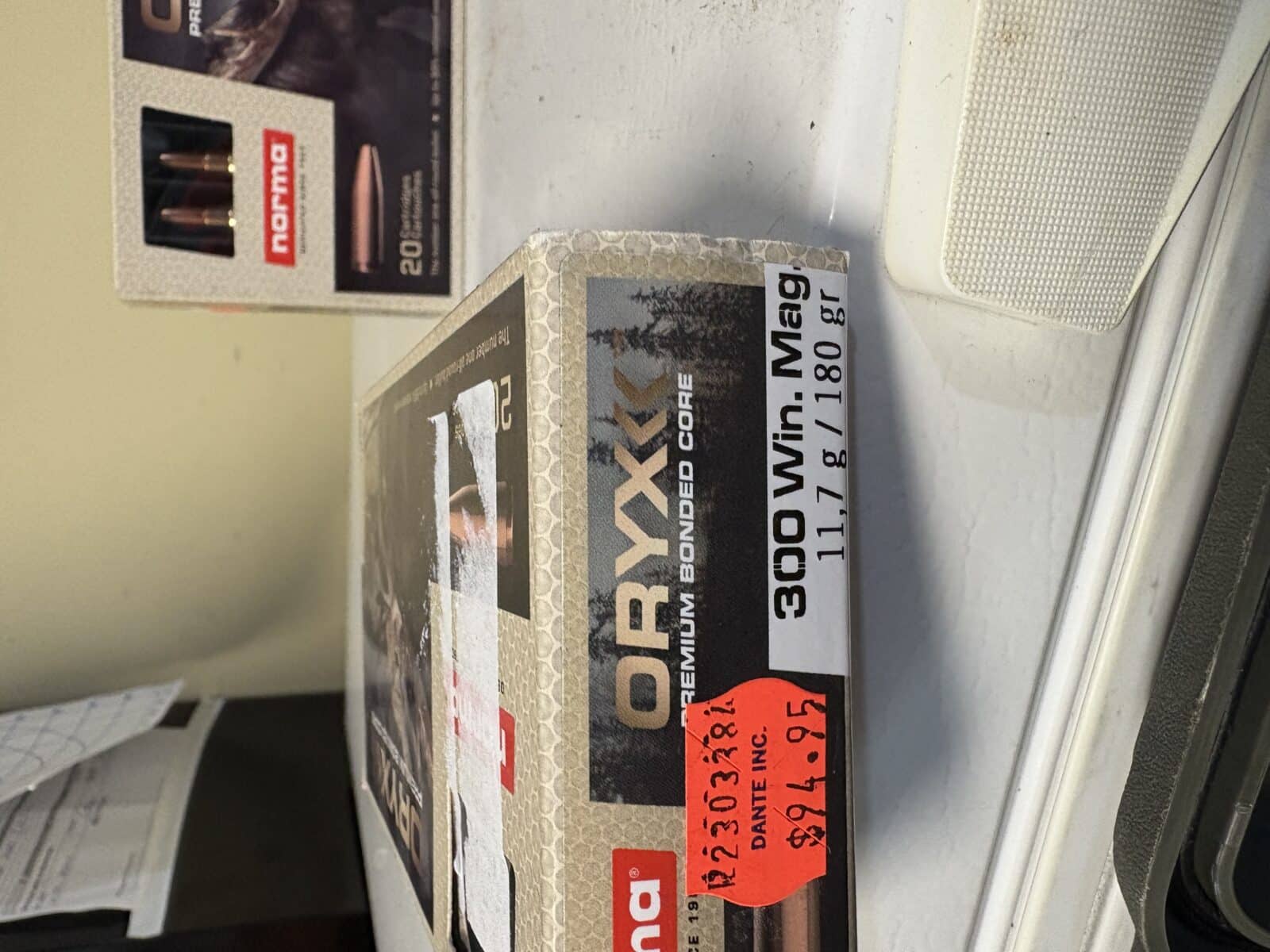 3 boites Norma Oryx 300 win mag