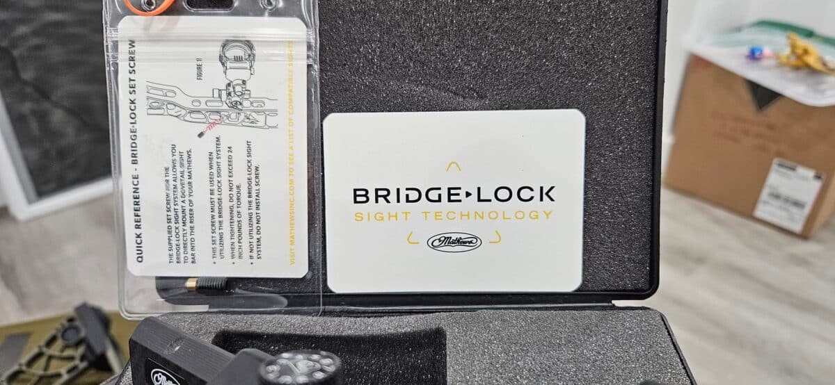 Mathews Bridge Lock Axcel Sight 5 pins comme neuf