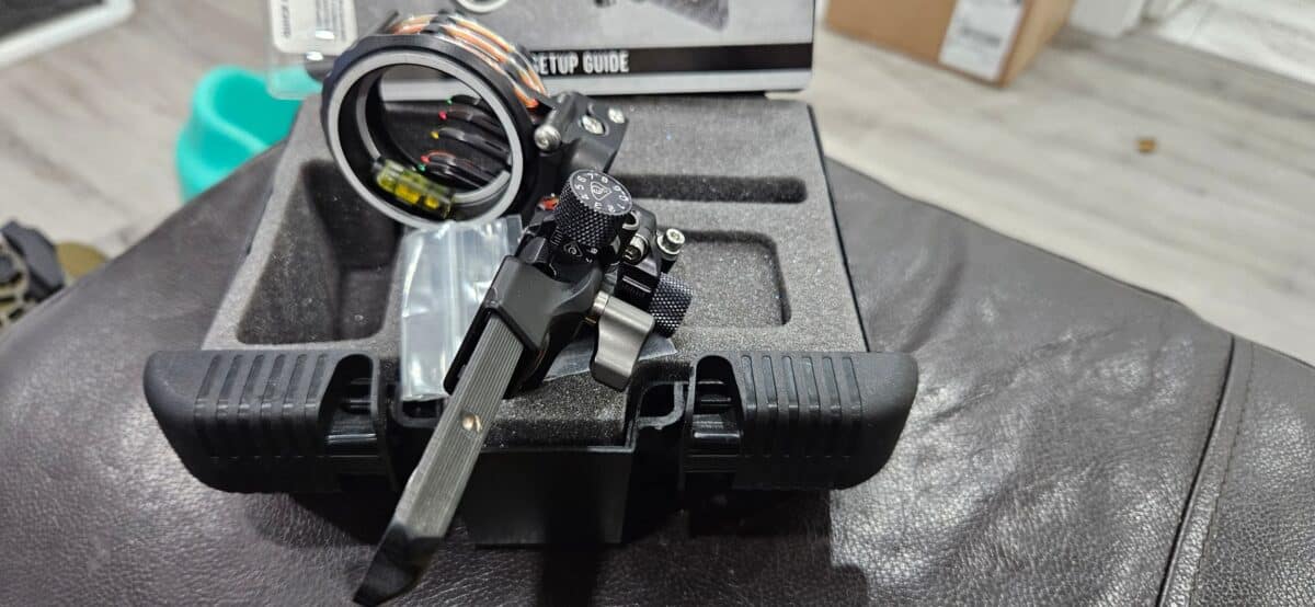 Mathews Bridge Lock Axcel Sight 5 pins comme neuf
