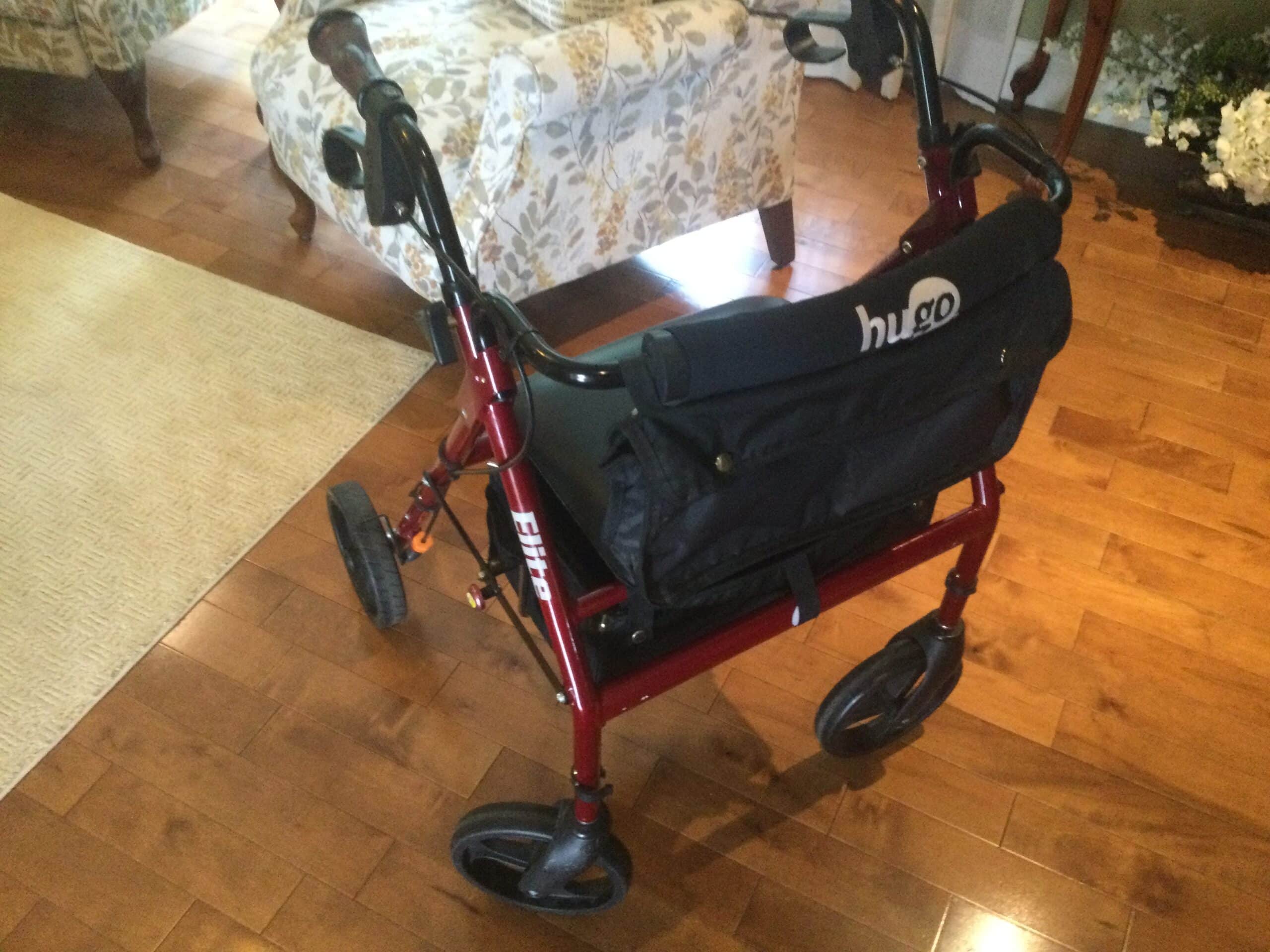 Déambulateur pliable, ajustable avec siège