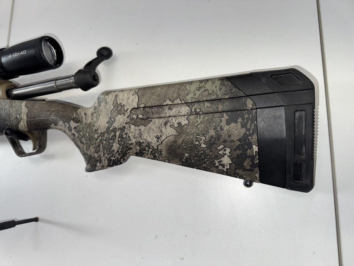 Carabine Axis , 30-06 , Cerakote Flat dark Earth , Scope 4-12×40
