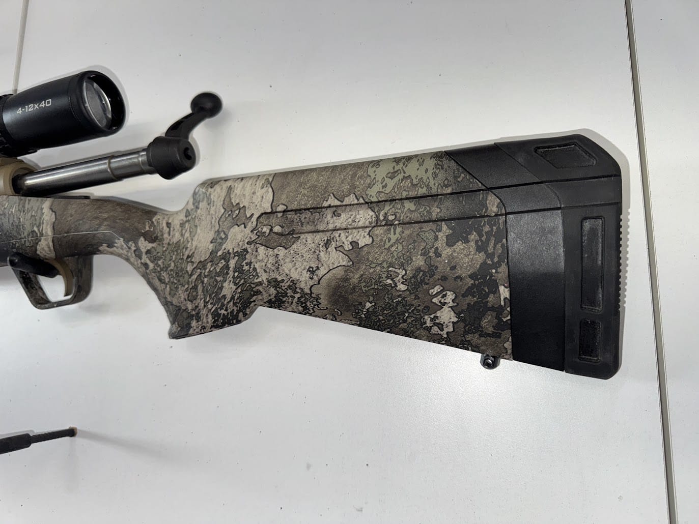 Carabine Axis , 30-06 , Cerakote Flat dark Earth , Scope 4-12×40
