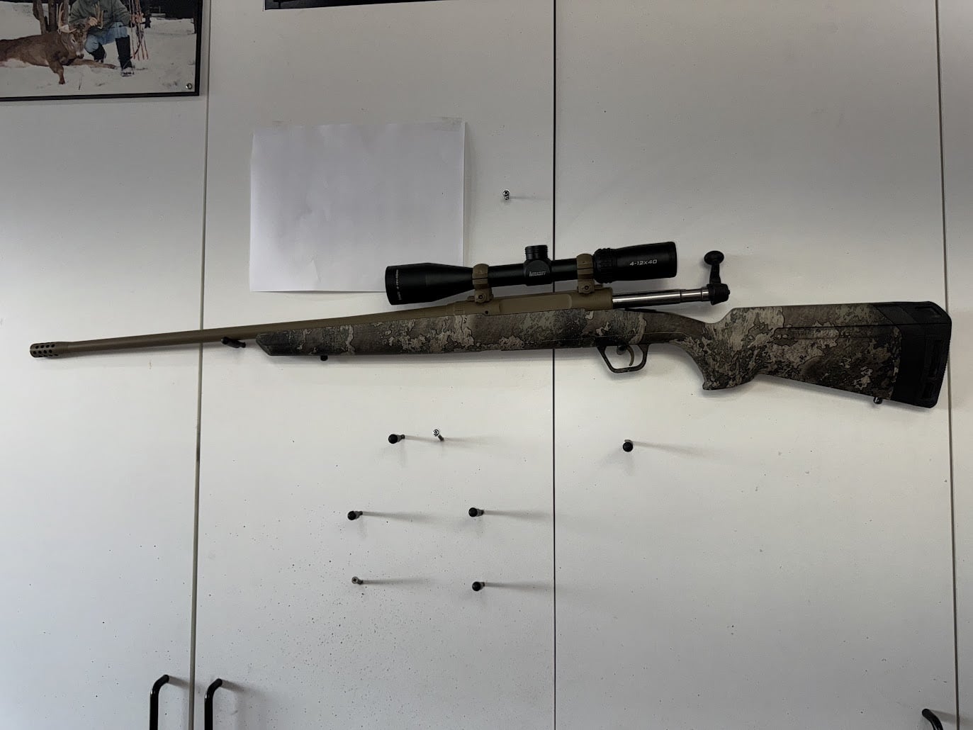 Carabine Axis , 30-06 , Cerakote Flat dark Earth , Scope 4-12×40