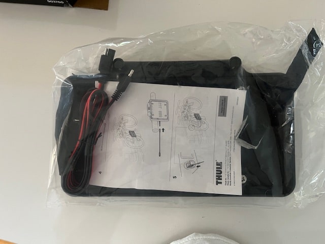 Thule Support de plaque d’immatriculation, noir