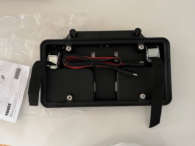 Thule Support de plaque d’immatriculation, noir