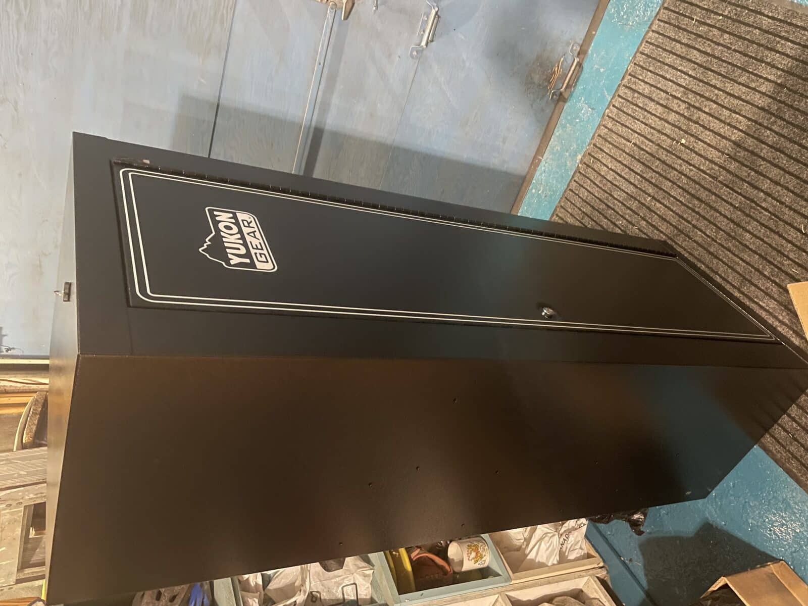 ARMOIRE POUR 18 ARMES