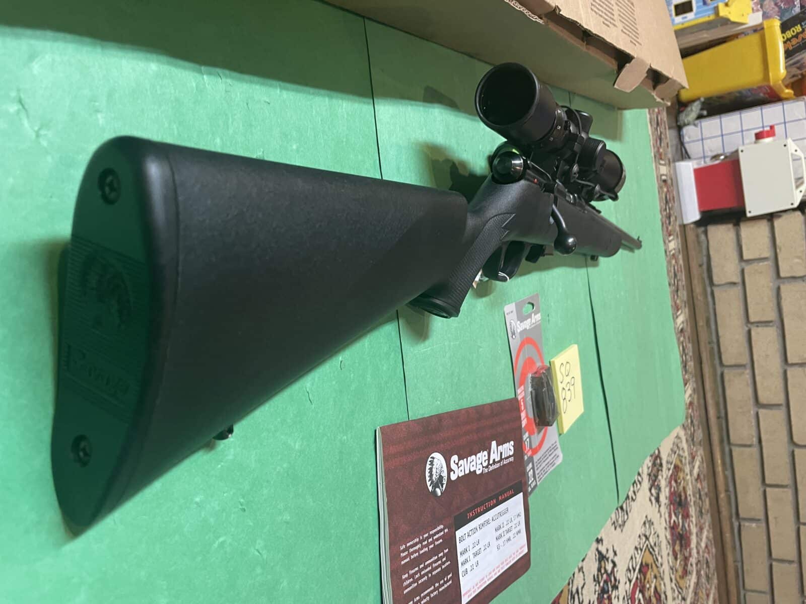 SAVAGE 93F 22 MAG * NEUF *