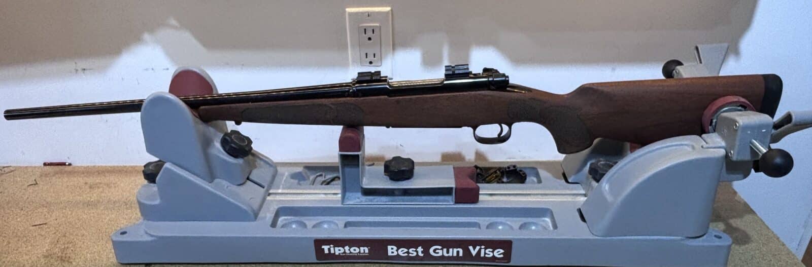 Winchester Mod 70 Featherweight Compact 308 (ouvert a un échange)