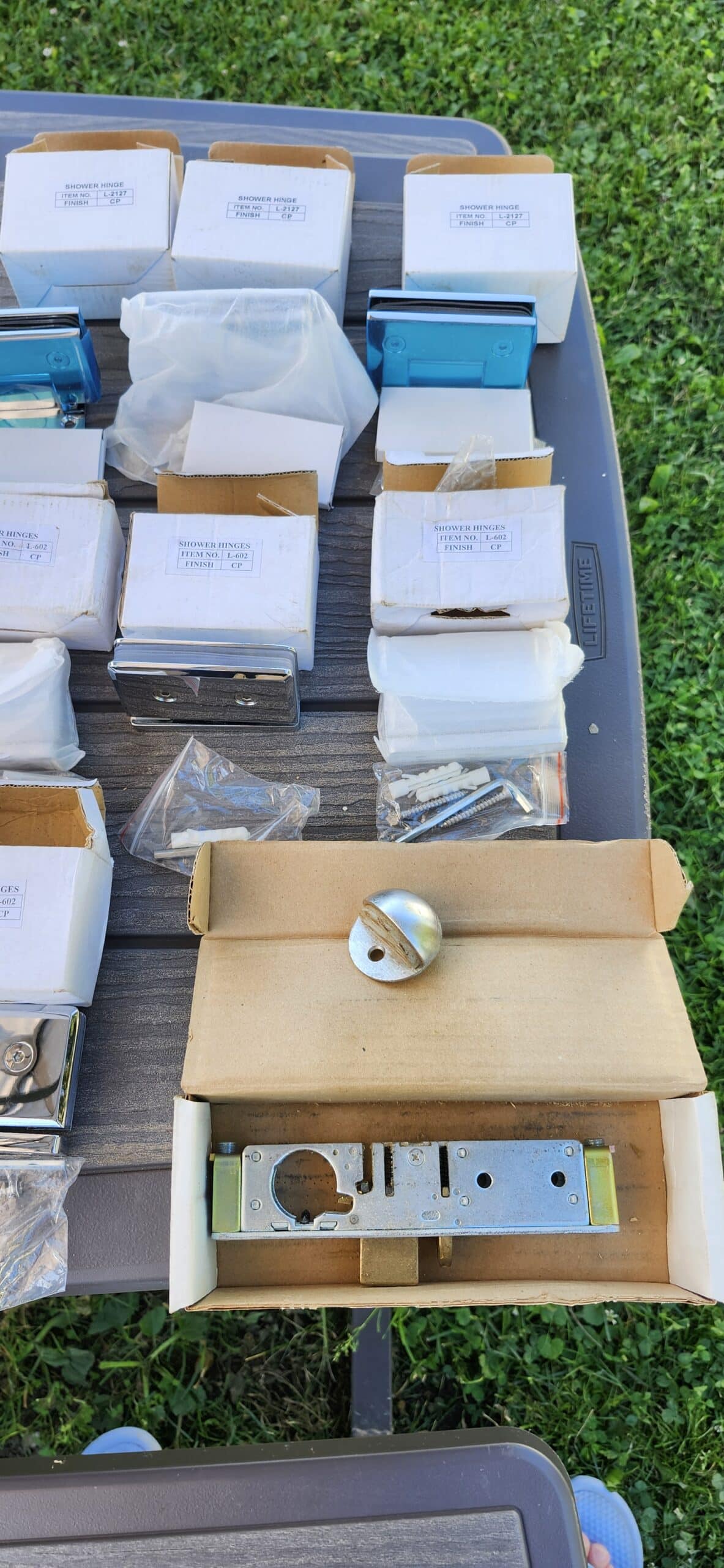 Lot de pognée et accessoires pour porte de douche