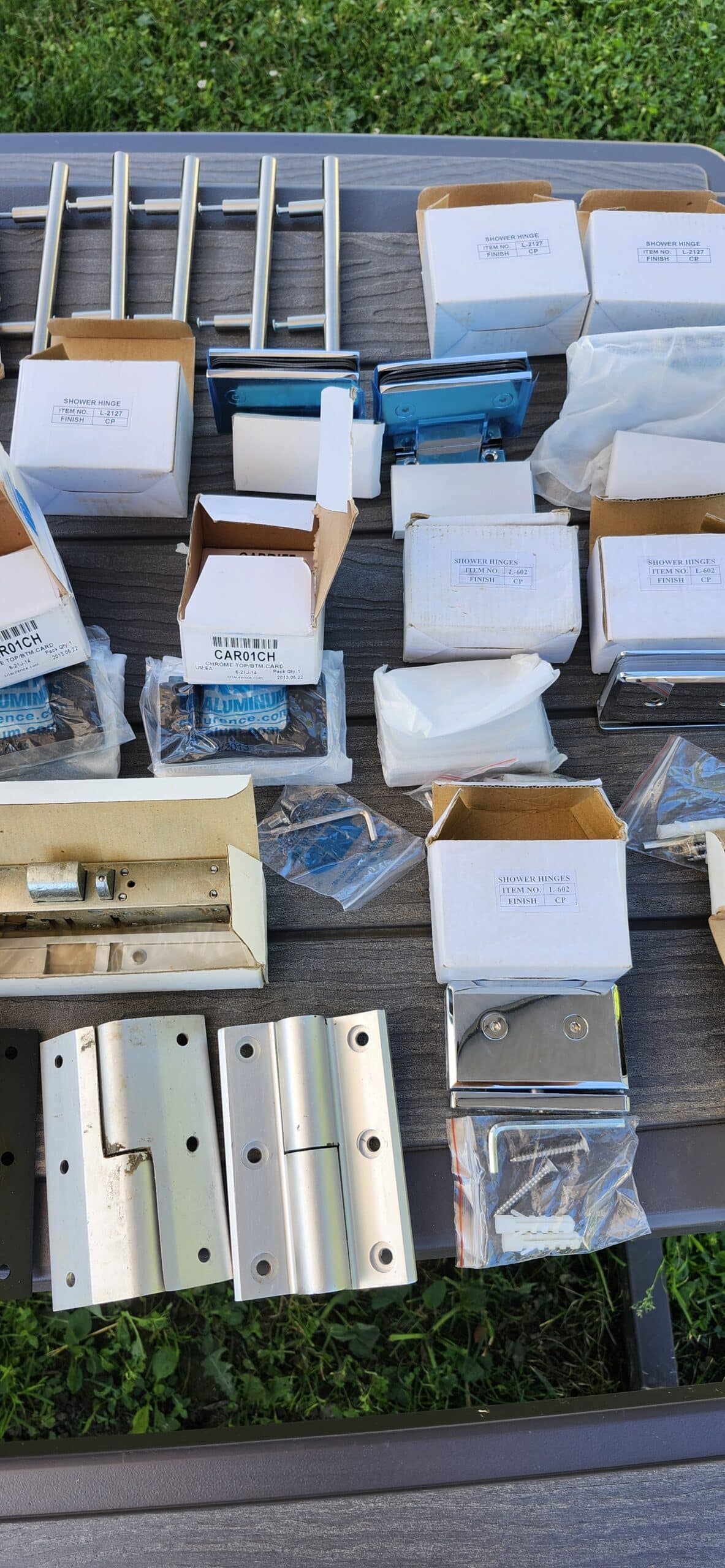 Lot de pognée et accessoires pour porte de douche