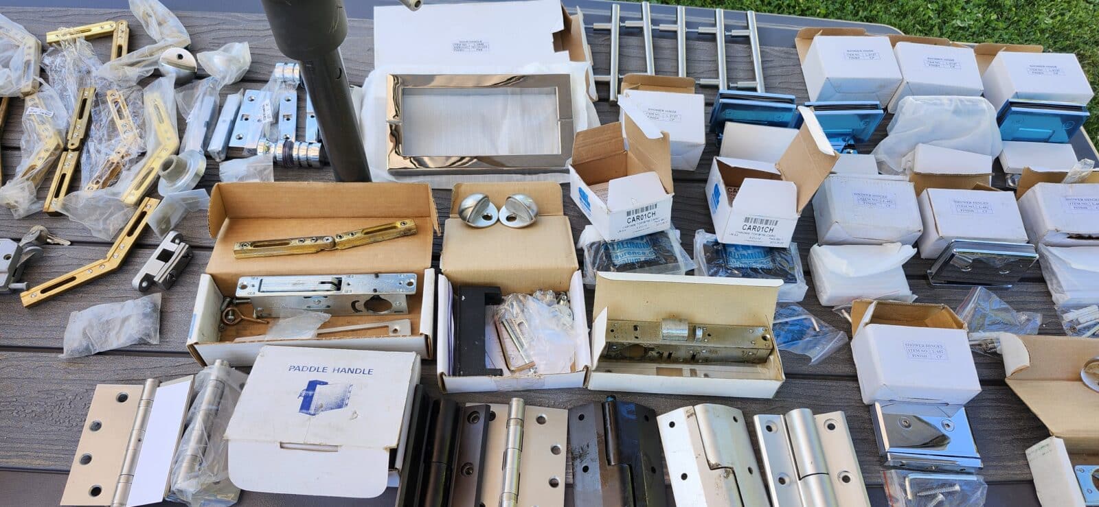Lot de pognée et accessoires pour porte de douche