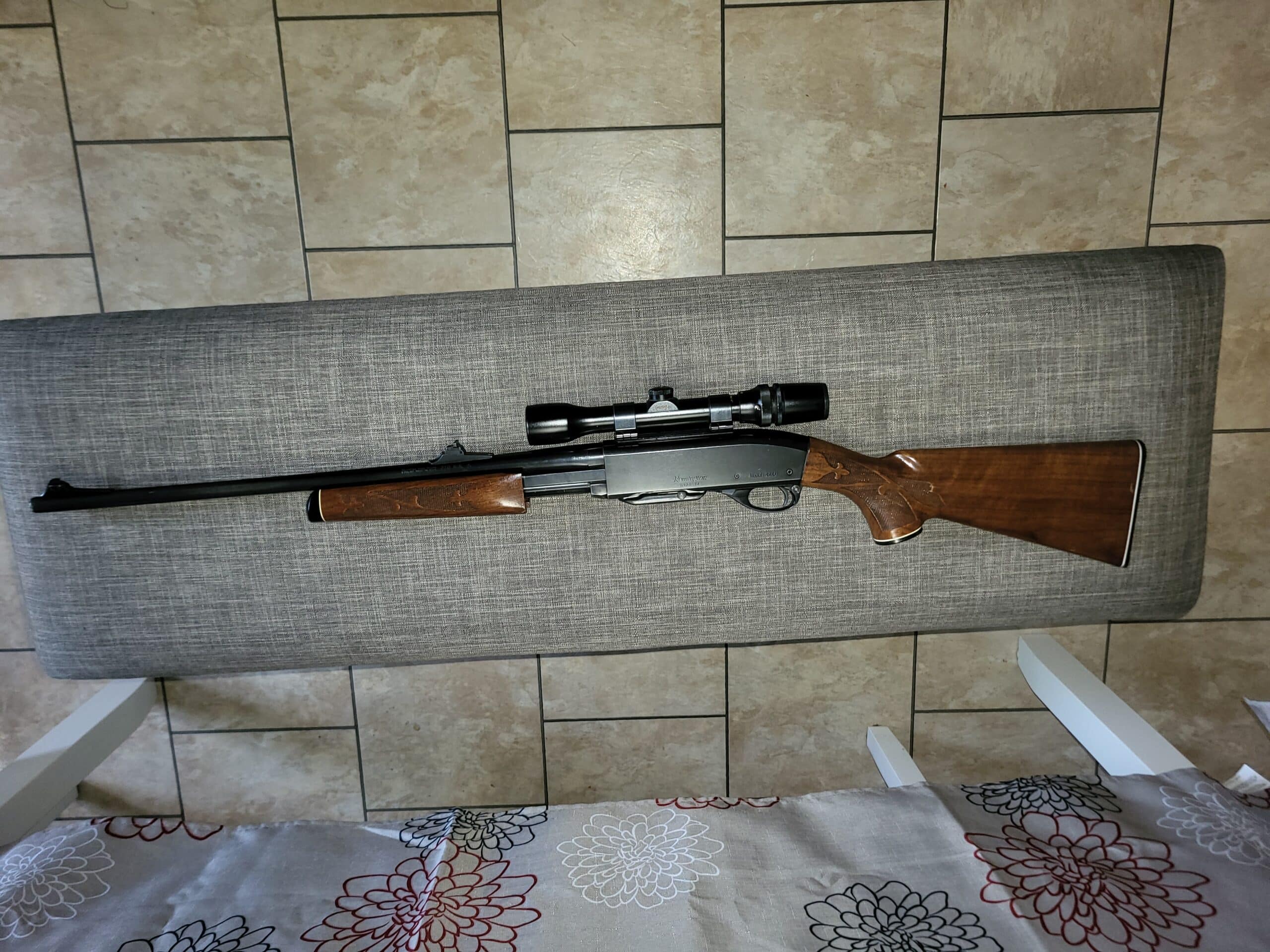Remington 7600 pompe. 270 win.
