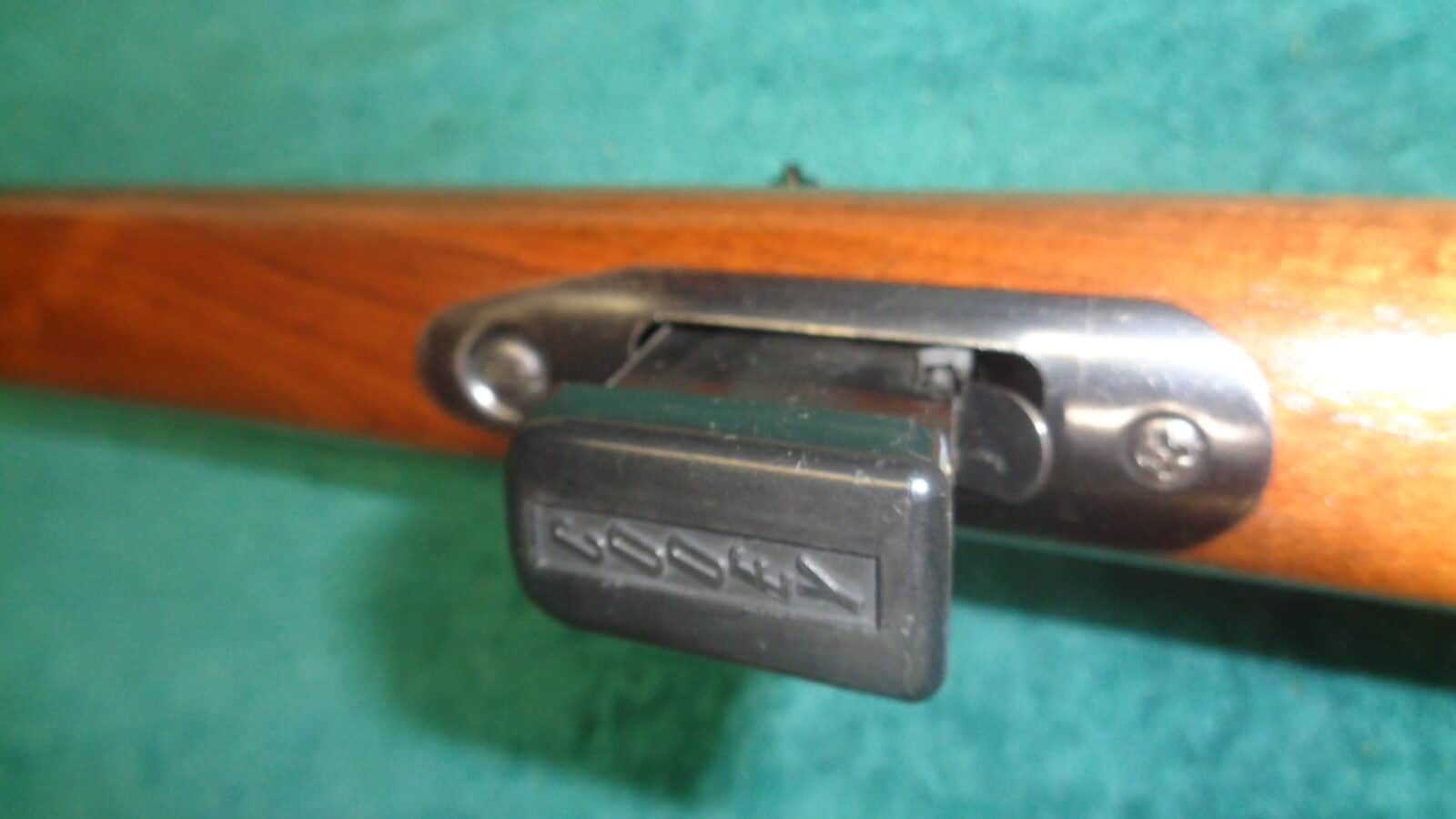 COOEY MOD. 64 Semi-auto .22 L.R (10 COUPS)
