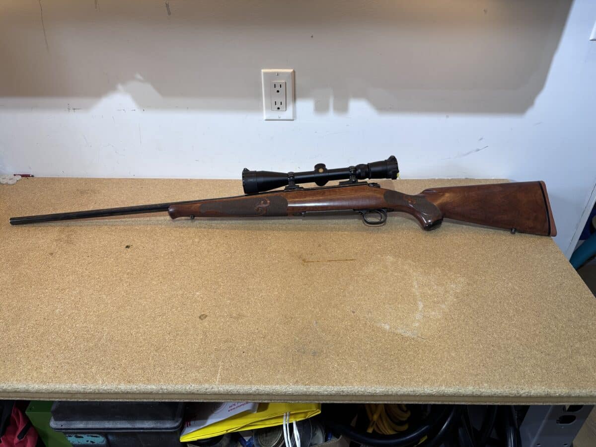 Winchester 70 Featherweight 7mm Rem Mag XTR