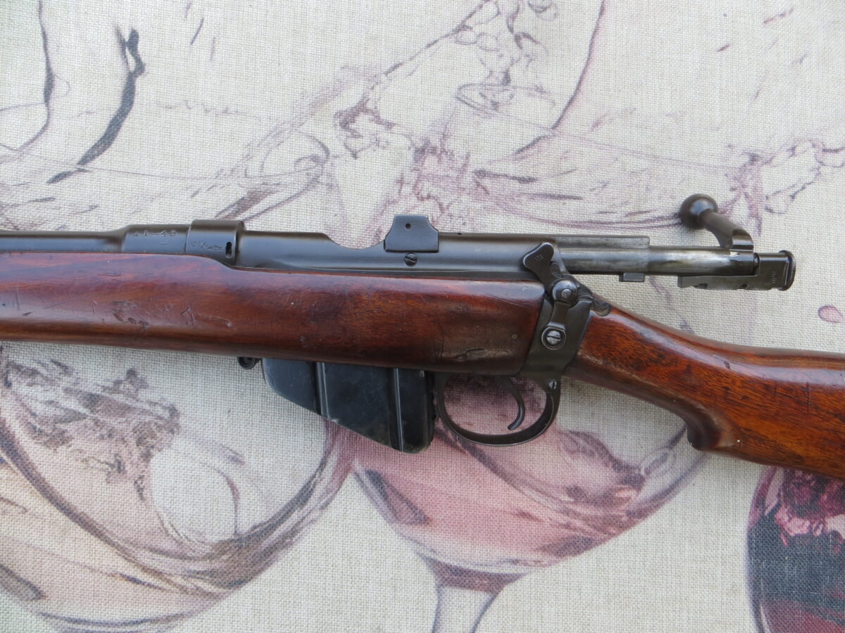 303 militaire