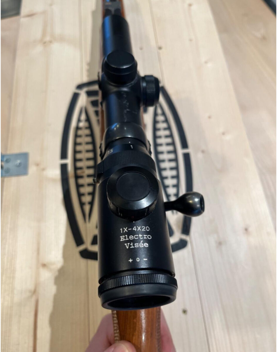 Carabine CZ 550 Magnum, calibre .416 Rigby avec lunette Electrovis