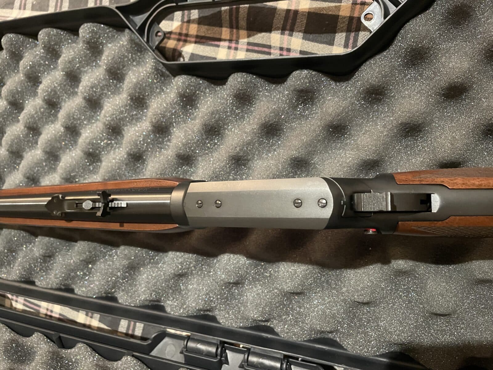 Carabine Marlin Model 1894 Classic, 44Mag, à l’état neuve!