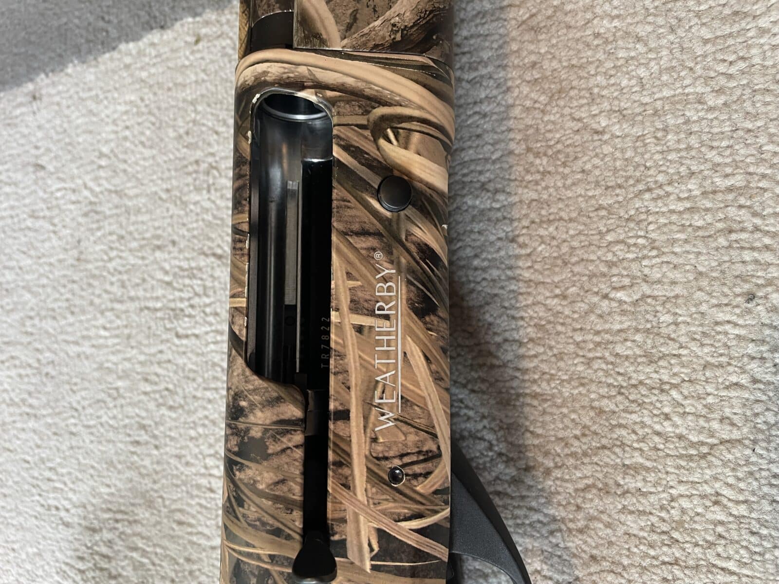 Fusil Weatherby Element, semi-auto, 28″, 12g x 3”, comme neuf!