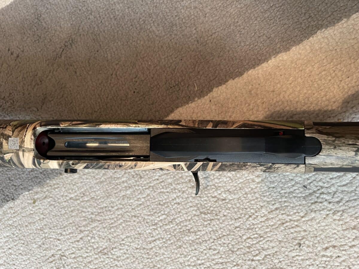 Fusil Weatherby Element, semi-auto, 28″, 12g x 3”, comme neuf!