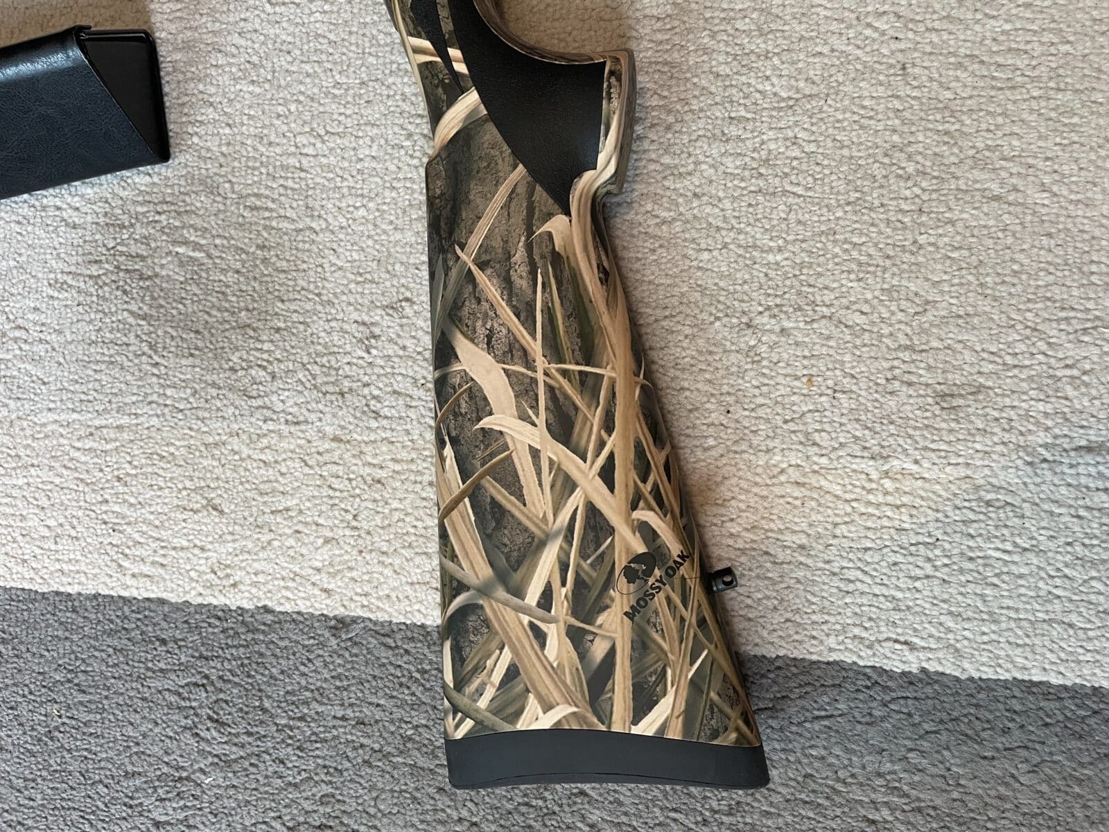 Fusil Weatherby Element, semi-auto, 28″, 12g x 3”, comme neuf!